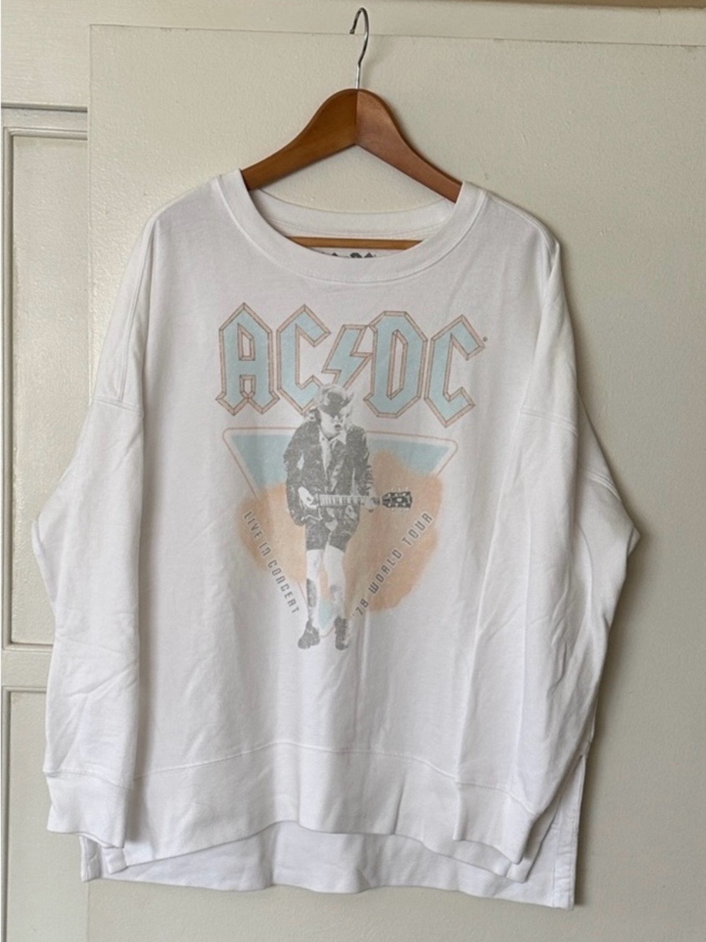 AC/DC White Sweatshirt with Pastel Graphic XXL Plus